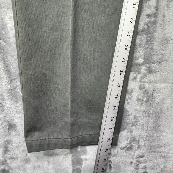 Wrangler Pants Mens 36X32 Gray Timber Creek Pleated Wrinkle Free Khakis Cotton - Picture 9 of 11